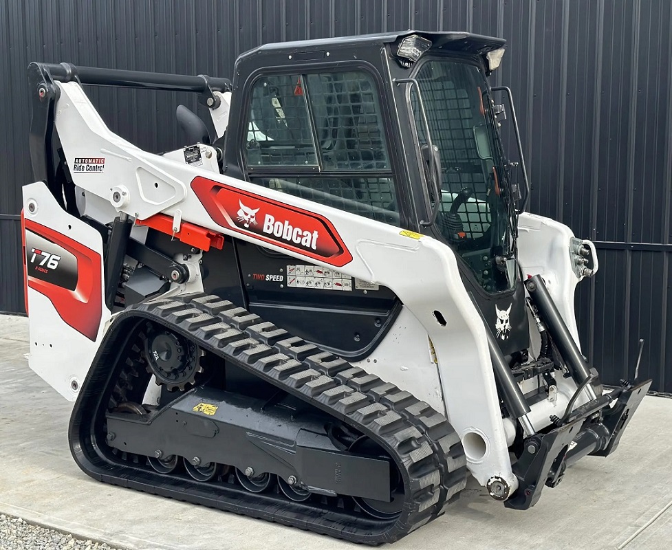 2021 Bobcat T76 High Flow