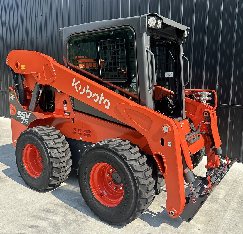 2023 Kubota SSV75 Skid Steers