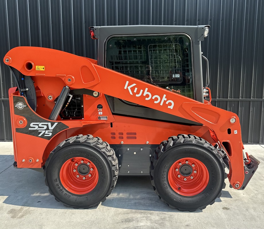 2023 Kubota SSV75 Skid Steers